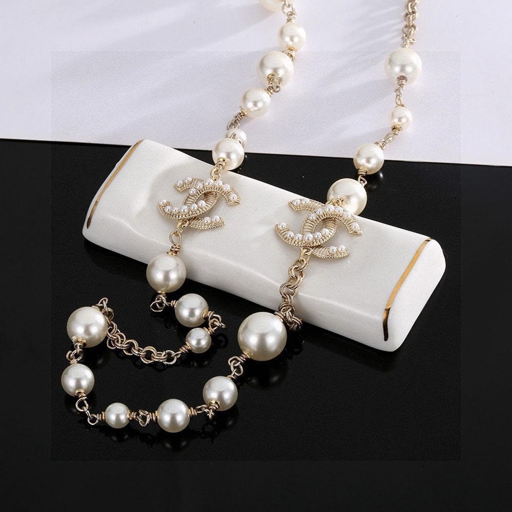 Chanel pearl necklace - Picture 2 of 6